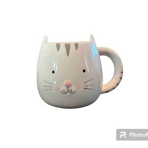 Clay Art —-Cute KITTY CAT Shaped White Mug 12oz